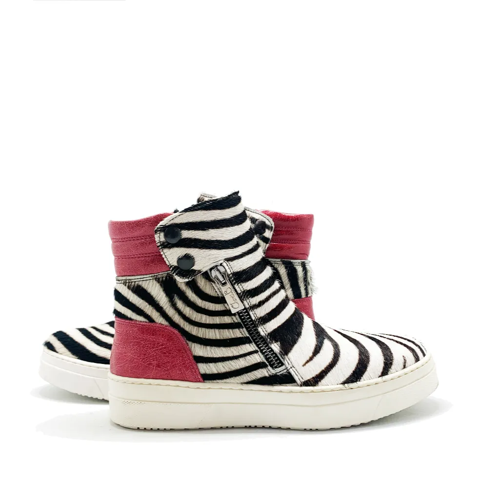 Chat - Zebra/Fuchsia sneaker boot- Last pair 36