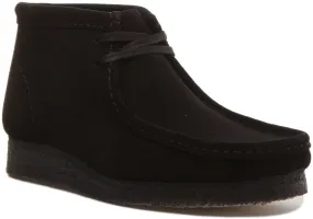 Clarks Originals Wallabee Boot In Black Suede For Men