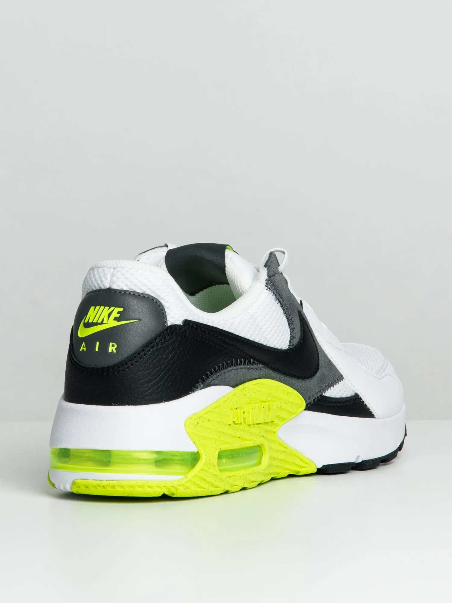 MENS NIKE AIR MAX EXCEE SNEAKER - CLEARANCE