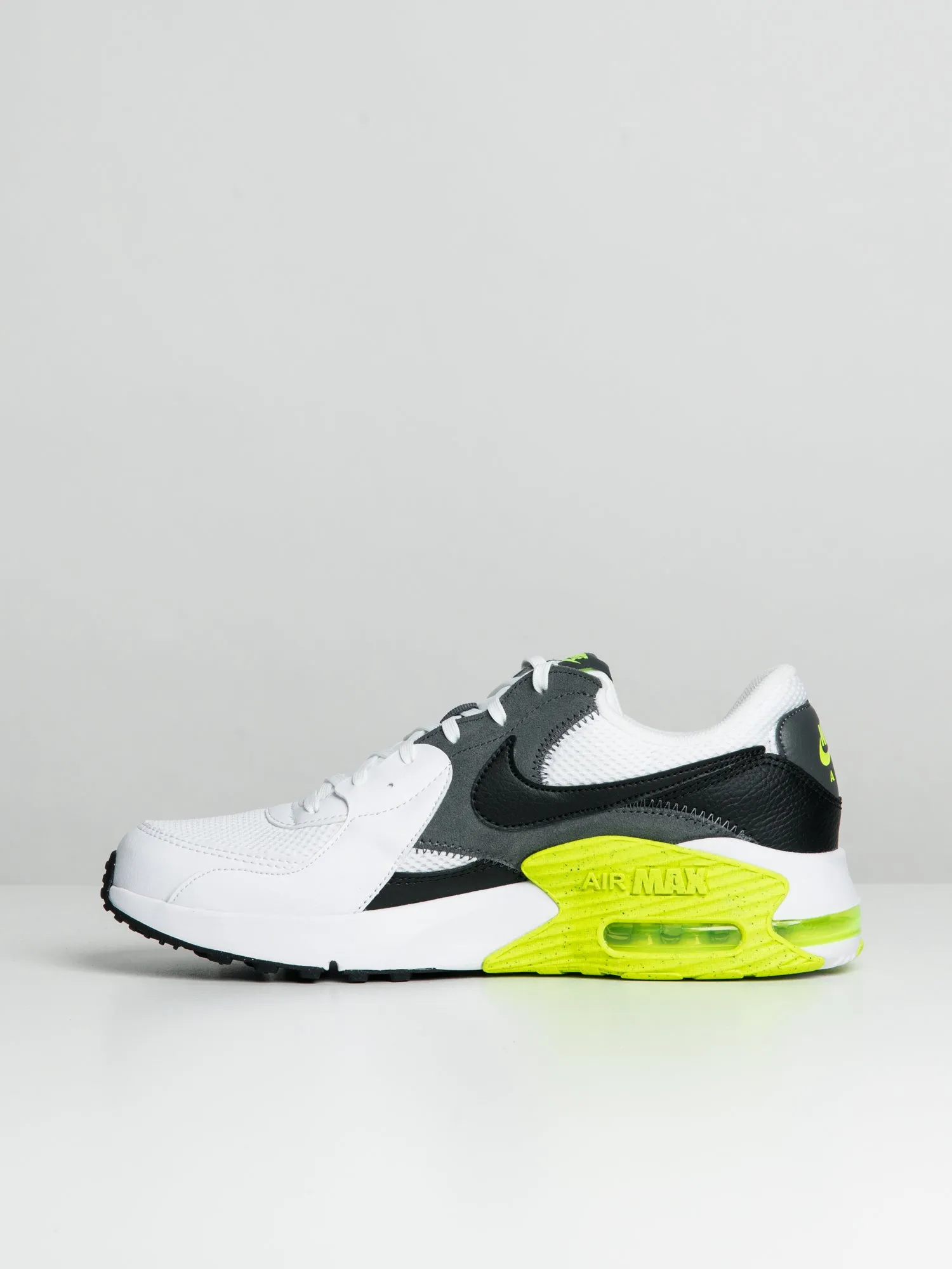 MENS NIKE AIR MAX EXCEE SNEAKER - CLEARANCE