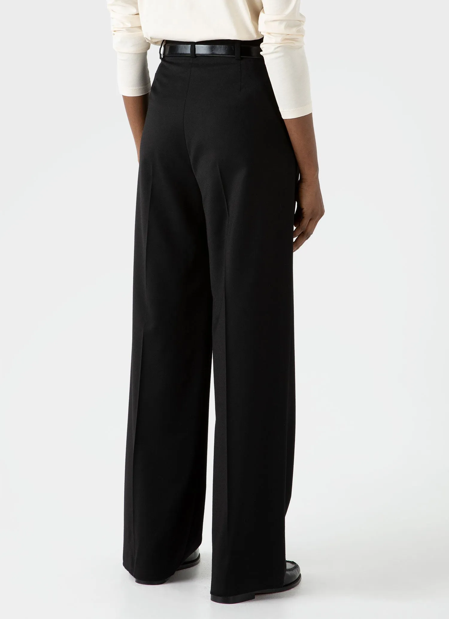 Women's Pleated Wool Trouser in Black